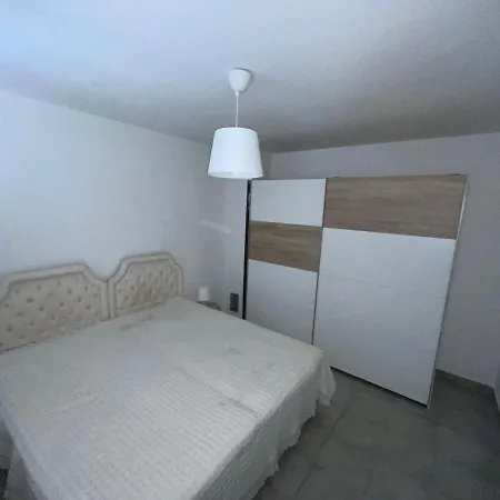 Apartment Svennika *