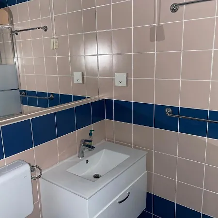 Apartment Svennika *